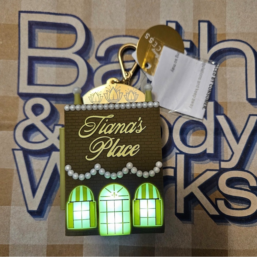 Tiana Pocketbac Holder Disney bbw Collab